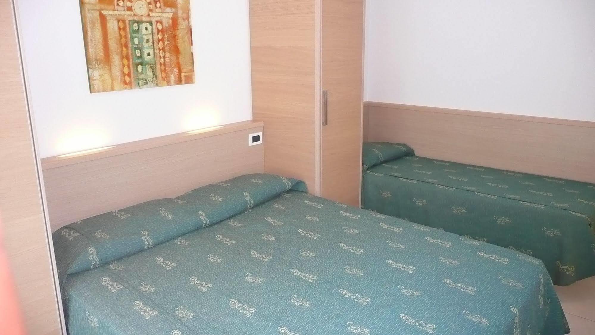 Zenith 3*